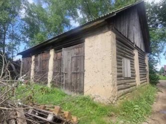 Здание с зем.участком по адресу: Ярославская область, муниципальный район Брейтовский, сельское поселение Брейтовское, село Брейтово, переулок Лесной, д. 2а